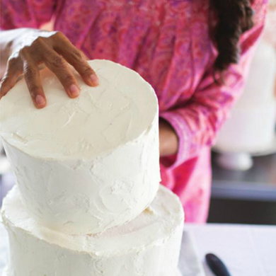 DIY Wedding Cake step-by-step instructions #PreppyPlanner