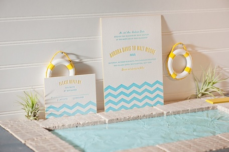 pool inspired wedding invitation by Bella Figura featured on @GWS #PreppyPlanner