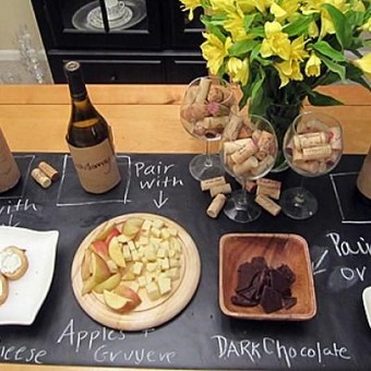 Wine and Cheese Party: Create your own chalkboard tray to serve your wine and cheese #PreppyPlanner