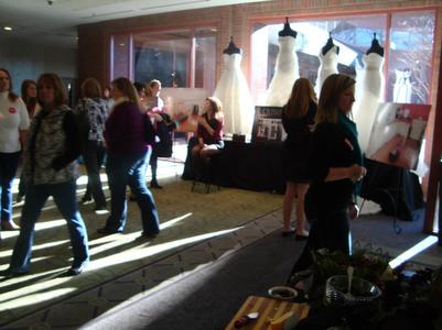 Bridal Show: Great place to find local wedding vendors and get wedding day ideas #PreppyPlanner