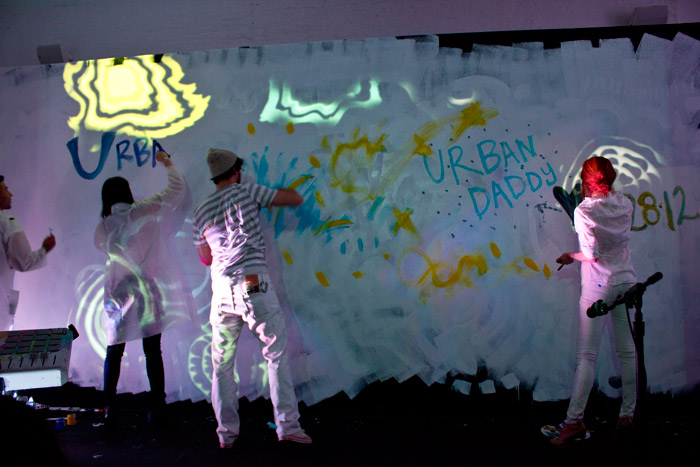 Paint Party: Here are some guests painting on the wall of the venue #PreppyPlanner