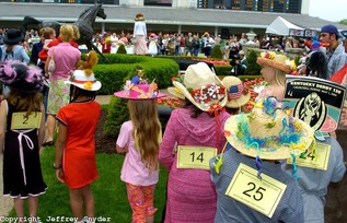 Host a Derby hat Contest for your guests #PreppyPlanner
