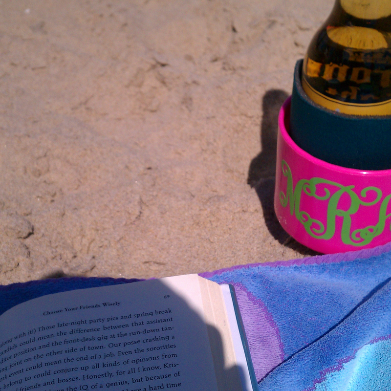 Memorial Day Weekend: Enjoying a nice read on the beach #PreppyPlanner