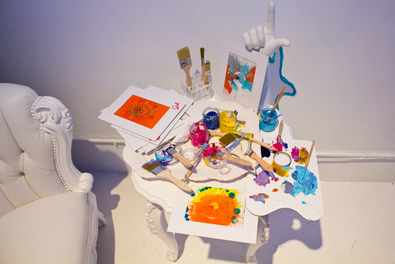 Paint Party: A table filled with painting supplies for the guests #PreppyPlanner