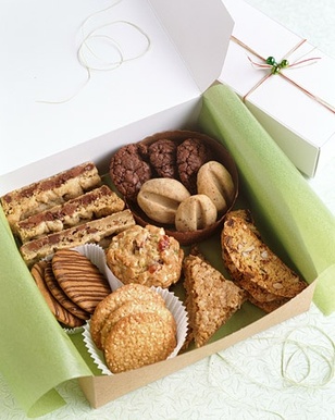 Holiday Hostess Gifts: box up a box of sweets that the host can enjoy after the party is over #PreppyPlanner