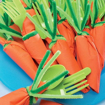 Easter Table Decorations: Carrot Silverware Set #PreppyPlanner