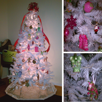 Holiday Decorations: The more trees the merrier in my Christmas decorating #PreppyPlanner