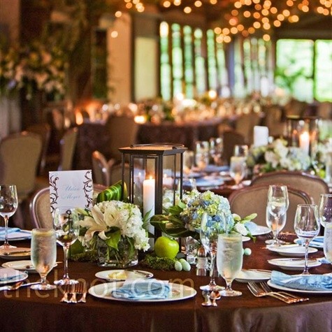 Brown Wedding Ideas: reception table setting #PreppyPlanner