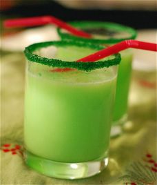 Tree Trimming Party: Serve “Grinch punch” for a Christmas themed drink #PreppyPlanner