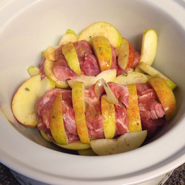 Fall Pinterest Recipes: Paleo Crock Pot Pork Tenderloin with Apples and Honey #PreppyPlanner