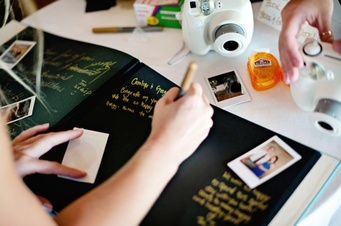 have a scrapbook, scissors, tape, glue and pens available for your guests to create their guest book entry #PreppyPlanner