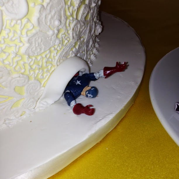 A Wedding Weekend: the trapped superhero under the cake #PreppyPlanner