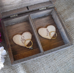 get a personalized box made for the wedding rings that your ring bearer will bring down the aisle #PreppyPlanner