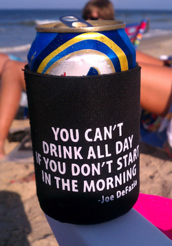 enjoying some fun on the beach using a great koozie created by the great folks at Free Agents Marketing #PreppyPlanner
