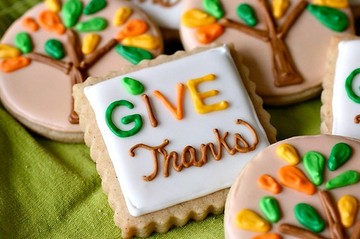 Give Thanks: put together a small bag of treats to give to those that you are thankful for #PreppyPlanner