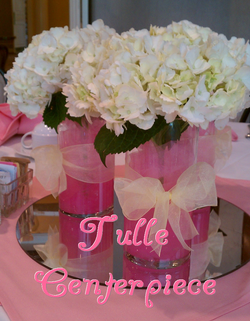 DIY instructions to create these tulle centerpieces #PreppyPlanner